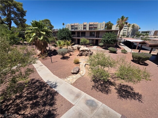615 S Royal Crest Cir Unidad 10