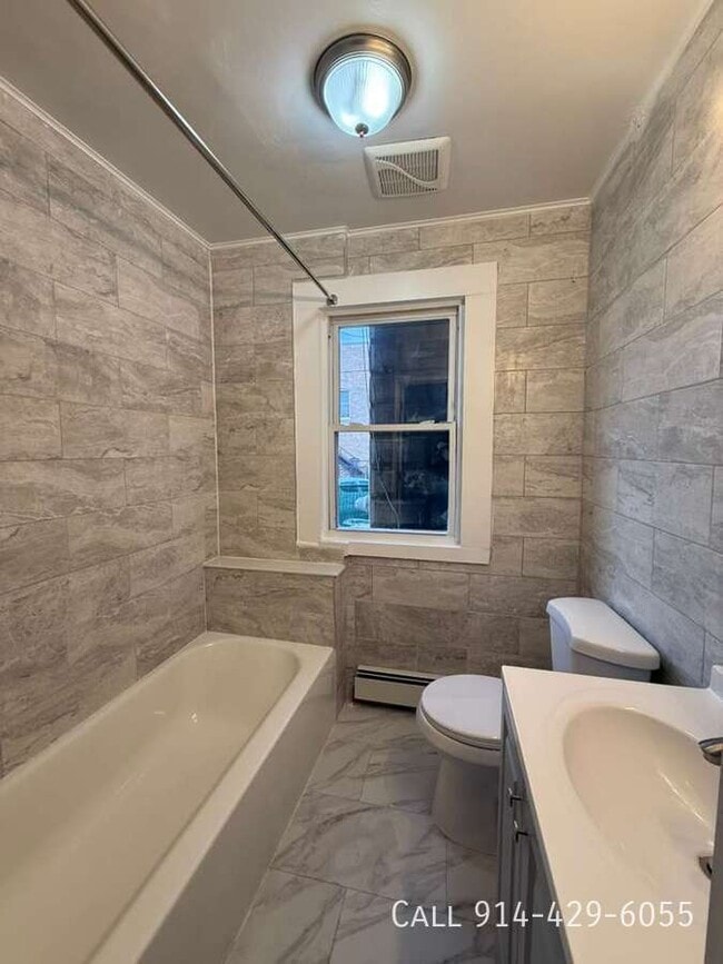 Photo - 14 Saratoga Ave