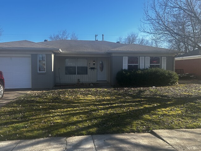 Front of the house - 419 Grandview Blvd House