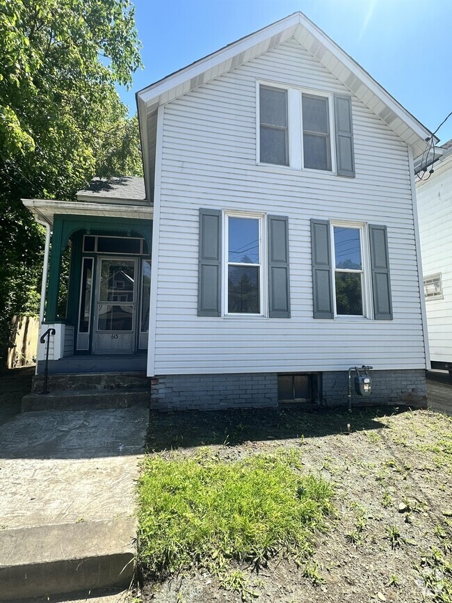 Building Photo - 613 W 22nd St Rental