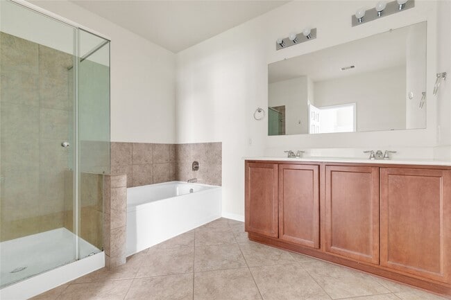 Photo - 15419 Benson Landing Dr