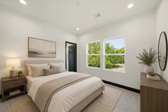 Photo - 4439 Gunter St