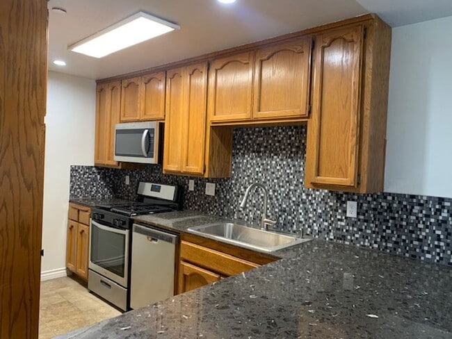 Photo - Los Caballeros #211 Unit 211-A