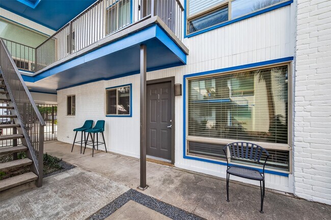 Photo - 2020 Huldy St Unit 1