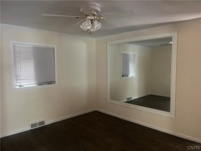 Photo - 605 Crawford Ave