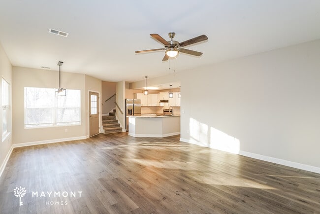 Photo - 506 Highland Ct