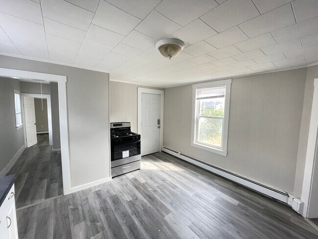 Photo - 336 Amherst St Unidad 2