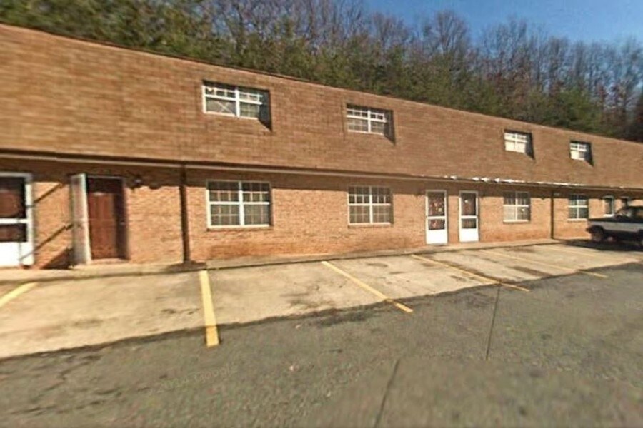 Photo - 324 Maple Dr