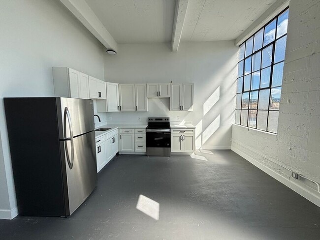 Photo - 1341 58th Ave Unidad 14