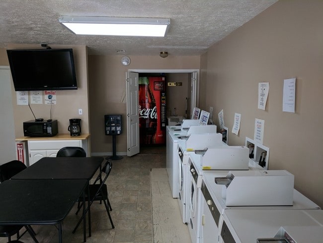 Photo - Eastridge Apartments