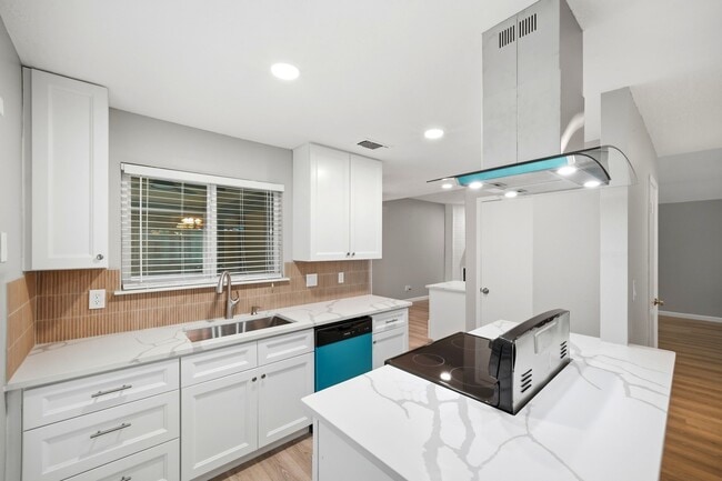 Photo - 10427 Foxrow Ln
