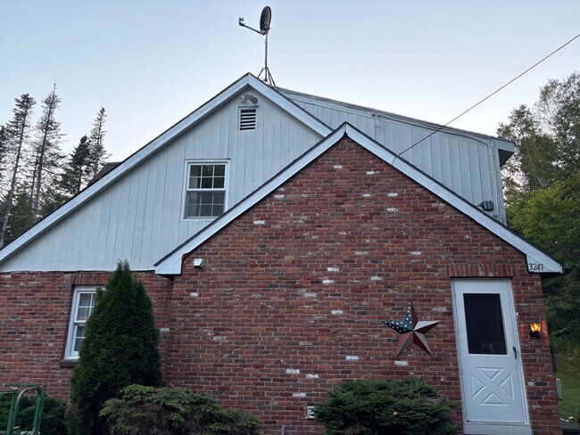 Photo - 3241 Shunpike Rd