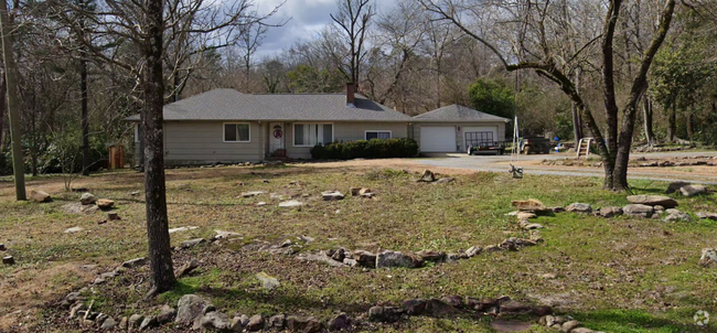 Building Photo - 2360 Ivy Ln Rental