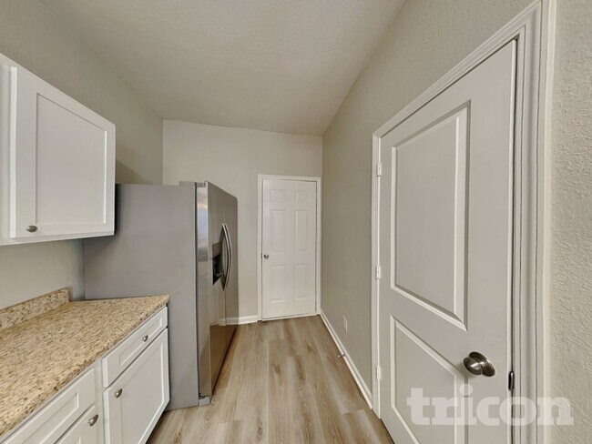 Photo - 10938 Wheeler Trce