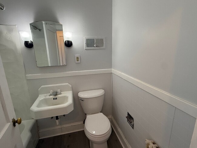 Photo - 14 Main St Unit 303
