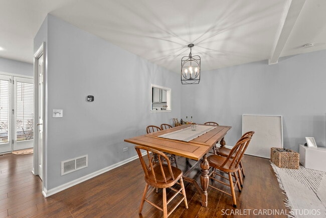 Photo - 863 College Ave