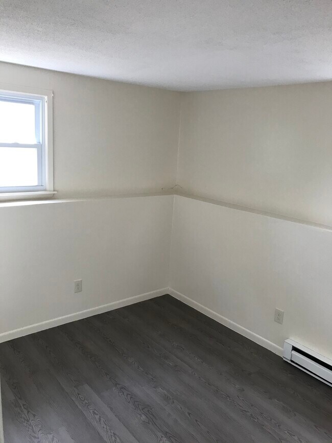 851 Mammoth Rd OffCampus Housing, Manchester, NH ForRentUniversity