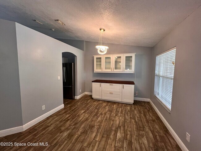Photo - 3288 Wallace Ave