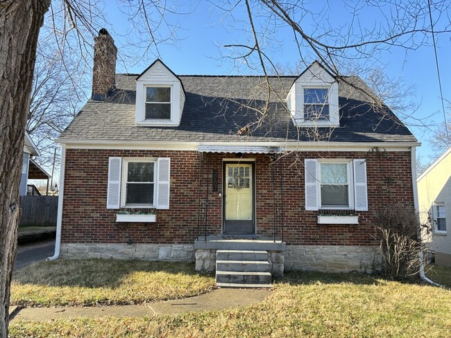 Inglewood cottage close to Ellington Pkwy - Inglewood cottage close to Ellington Pkwy House