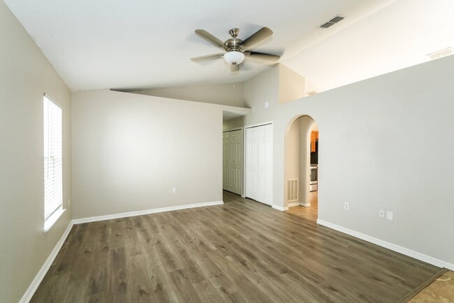 Photo - 17031 Ongar Ct