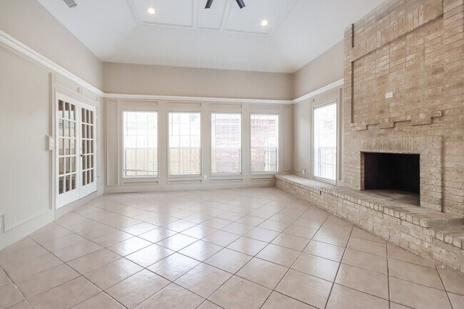 Photo - 20003 Atasca Villas Dr