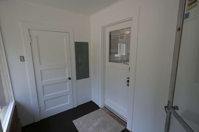 Photo - 2 bed 1 bath home with great view of Sequi...
