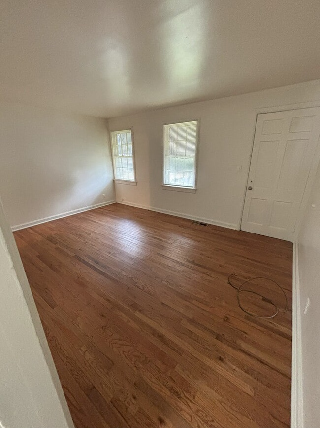 Photo - 3263 Wheeler St