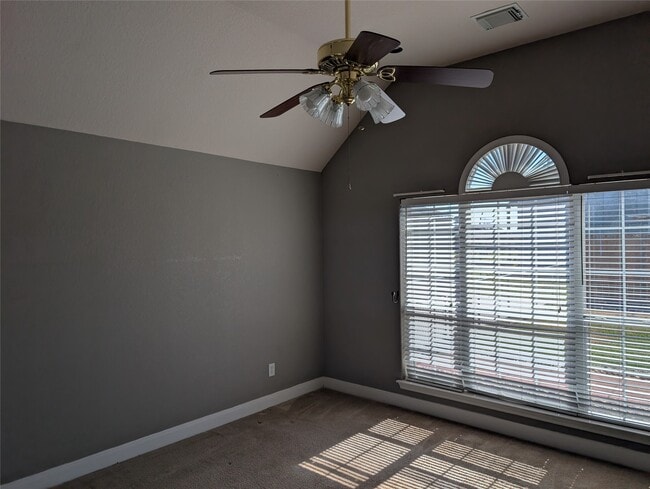 Photo - 1915 Running Bear Trail