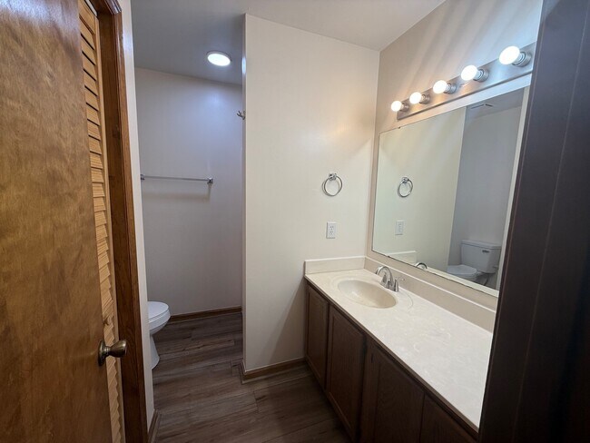 Photo - 1282 Jaclyn Ln