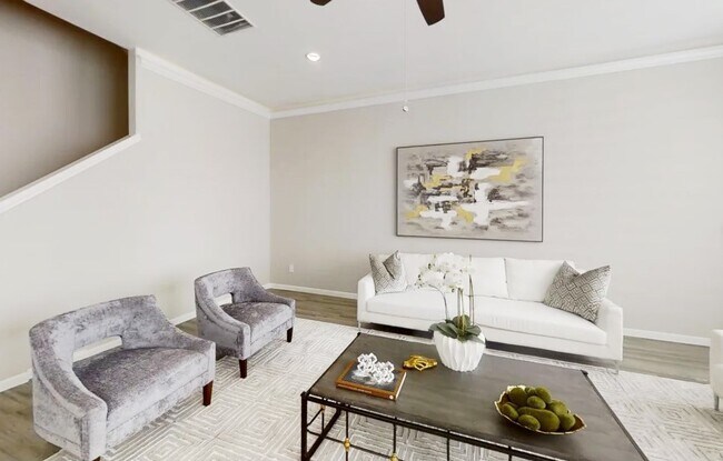 Photo - 5609 Mina Way