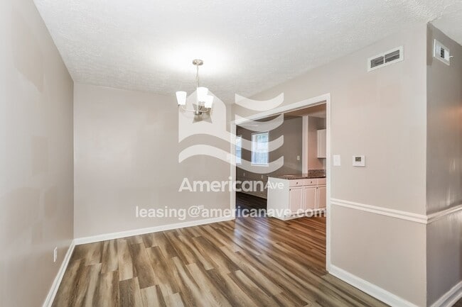 Photo - 1118 Alderman St NE House