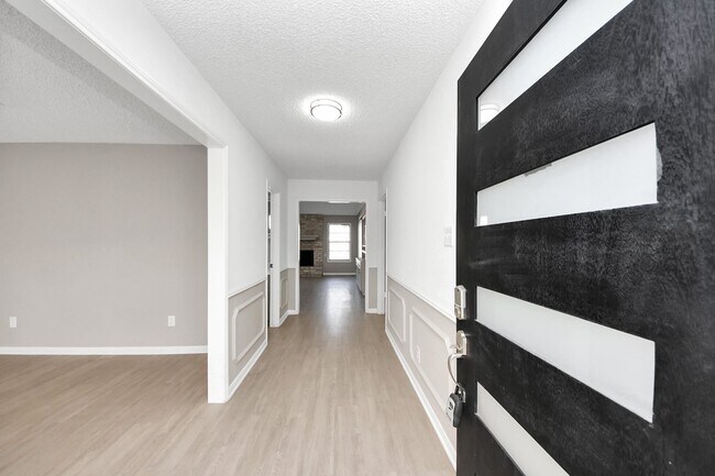 Photo - 6222 Vickijohn Dr