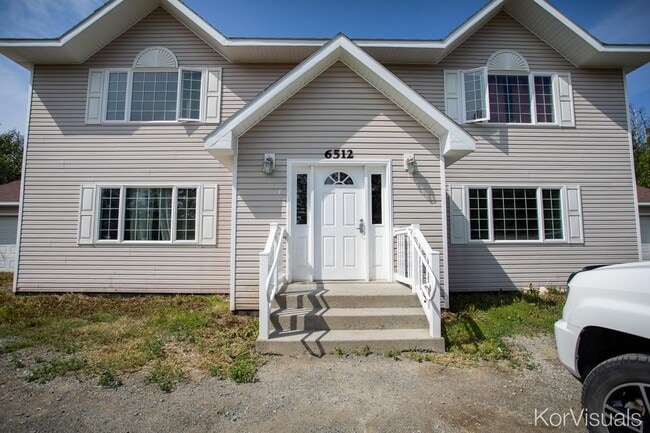 Building Photo - 6512 Wassim Cir Unit 3