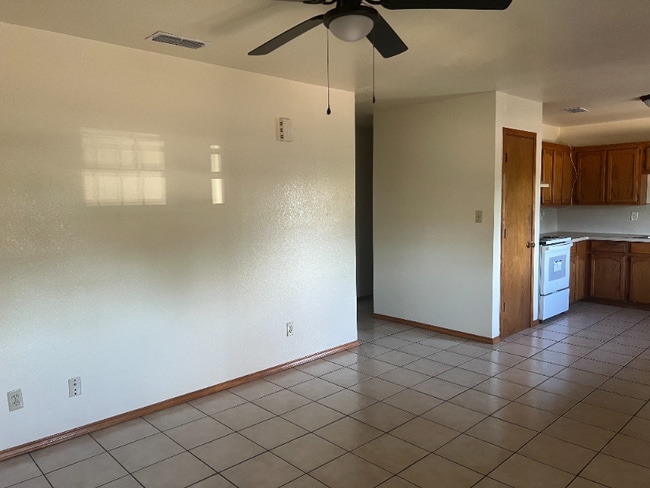 Photo - 1000 Wild Rose Ln Unit 2