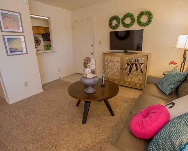 Creekwood Apartments