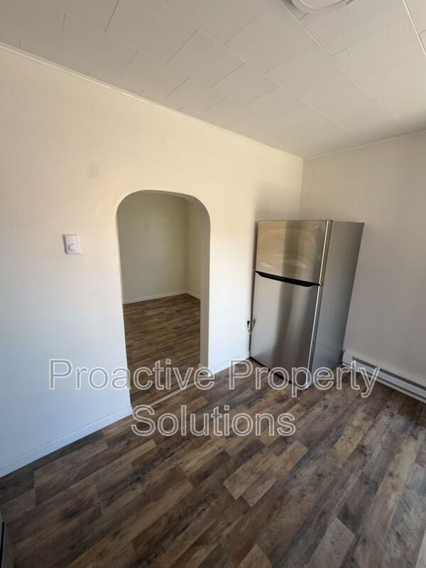 Photo - 221 Dunmore St Unit B