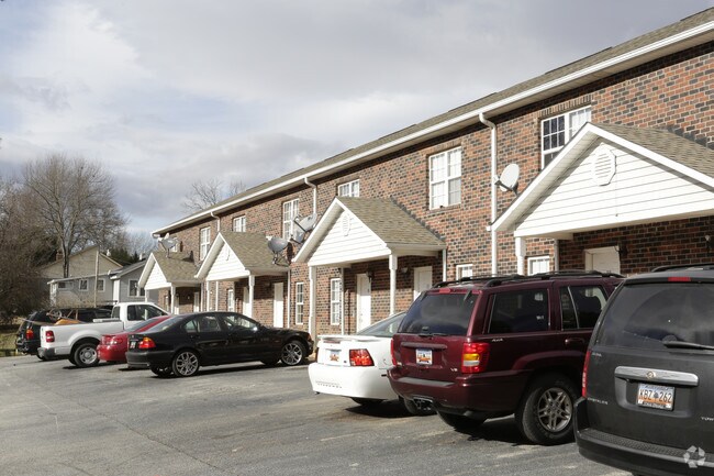 Photo - Maple Creek Townhomes