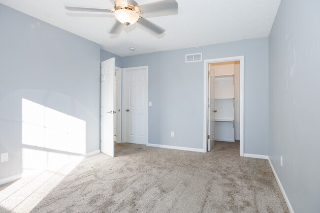 Photo - 250 Parktrail Rd