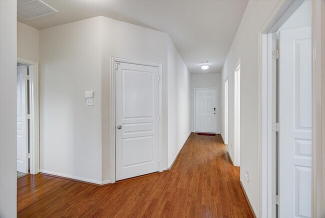 Photo - 3323 Creole Bay Ln