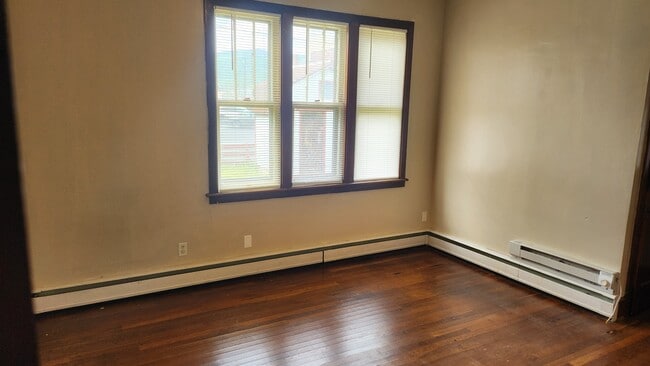 31 N Main St Unit 1