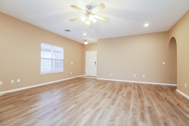 Photo - 7104 Eagles Landing