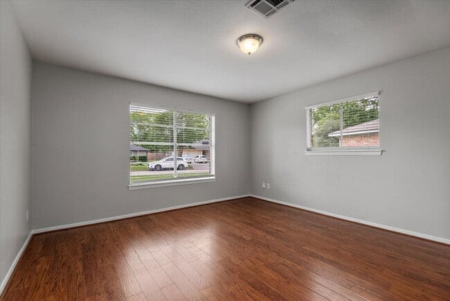 Photo - 29414 Sedgefield St