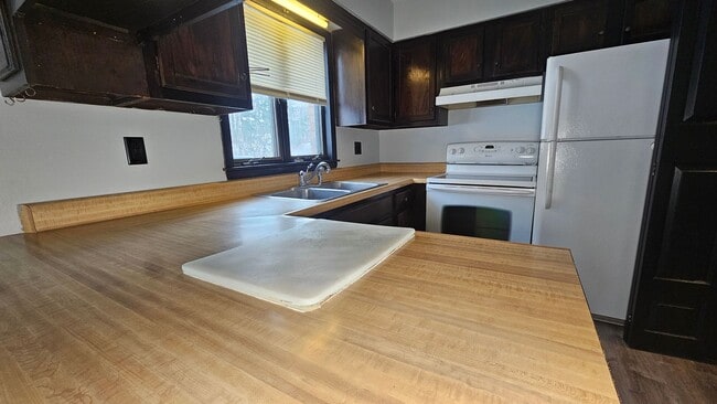 Photo - 63-69 Chambers Rd Unit 63 Chambers