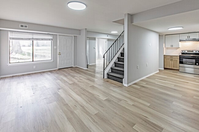 Photo - 1504 Timber Creek Rd