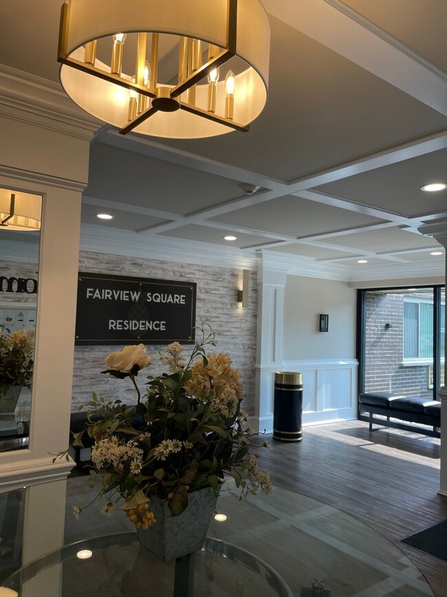 Photo - 5118 Fairview