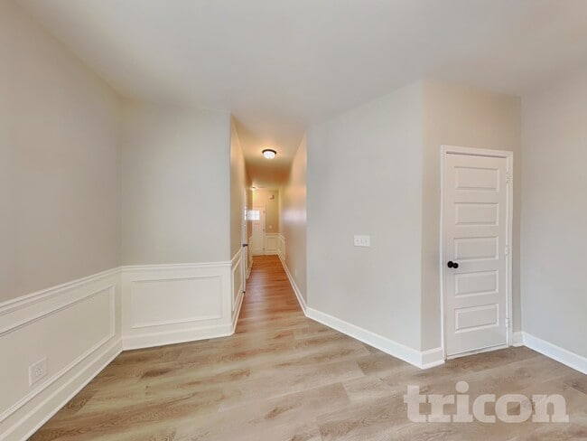 Photo - 498 Kirkland Dr