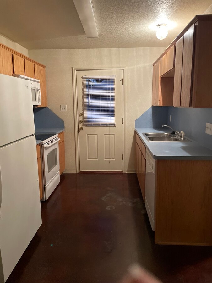 Photo - 1609 Libby Ln