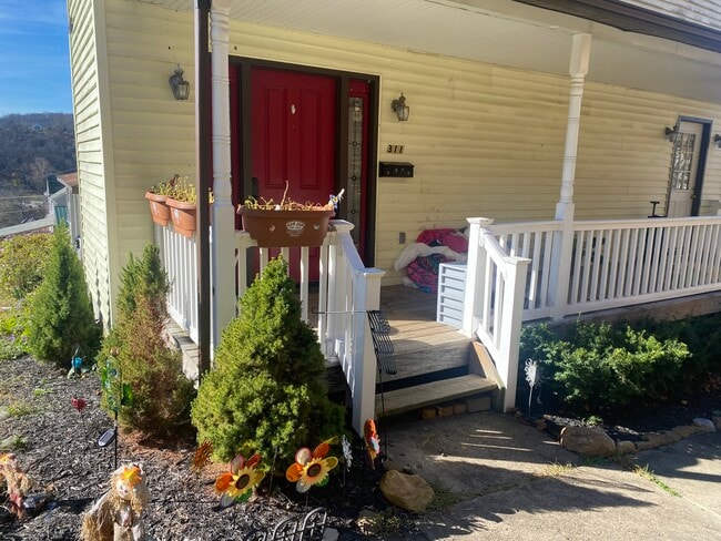 Building Photo - 311 S Pennsylvania Ave