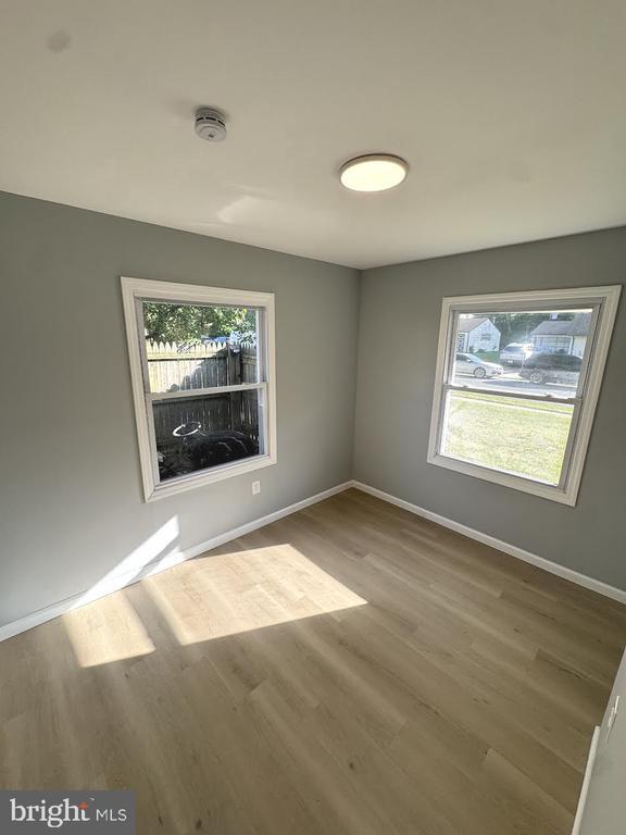 Photo - 74 Plumtree Ln