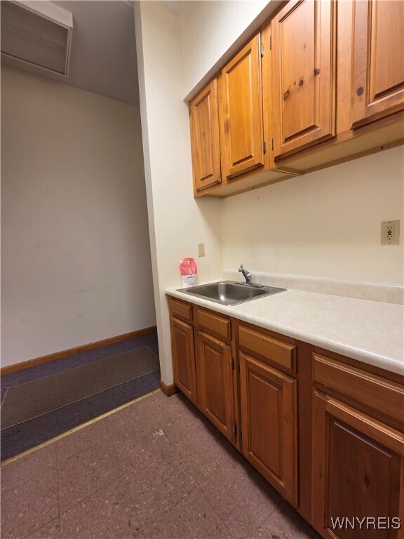 Photo - 109 N Main St